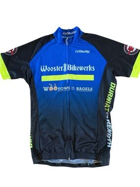 MEN’S INDOOR OUTDOOR CYCLING BIKING TRAINING JERSEY SIZE MEDIUM TRIATHLON RACING